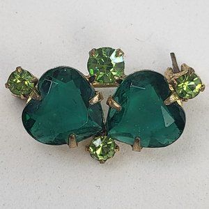 *4/$20* Two emerald green hearts with four peridot colored stones in a brooch